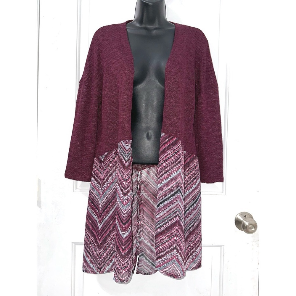 Vanity Women’s Cardigan shawl w/ a solid burgundy knit & Chevron print bottom